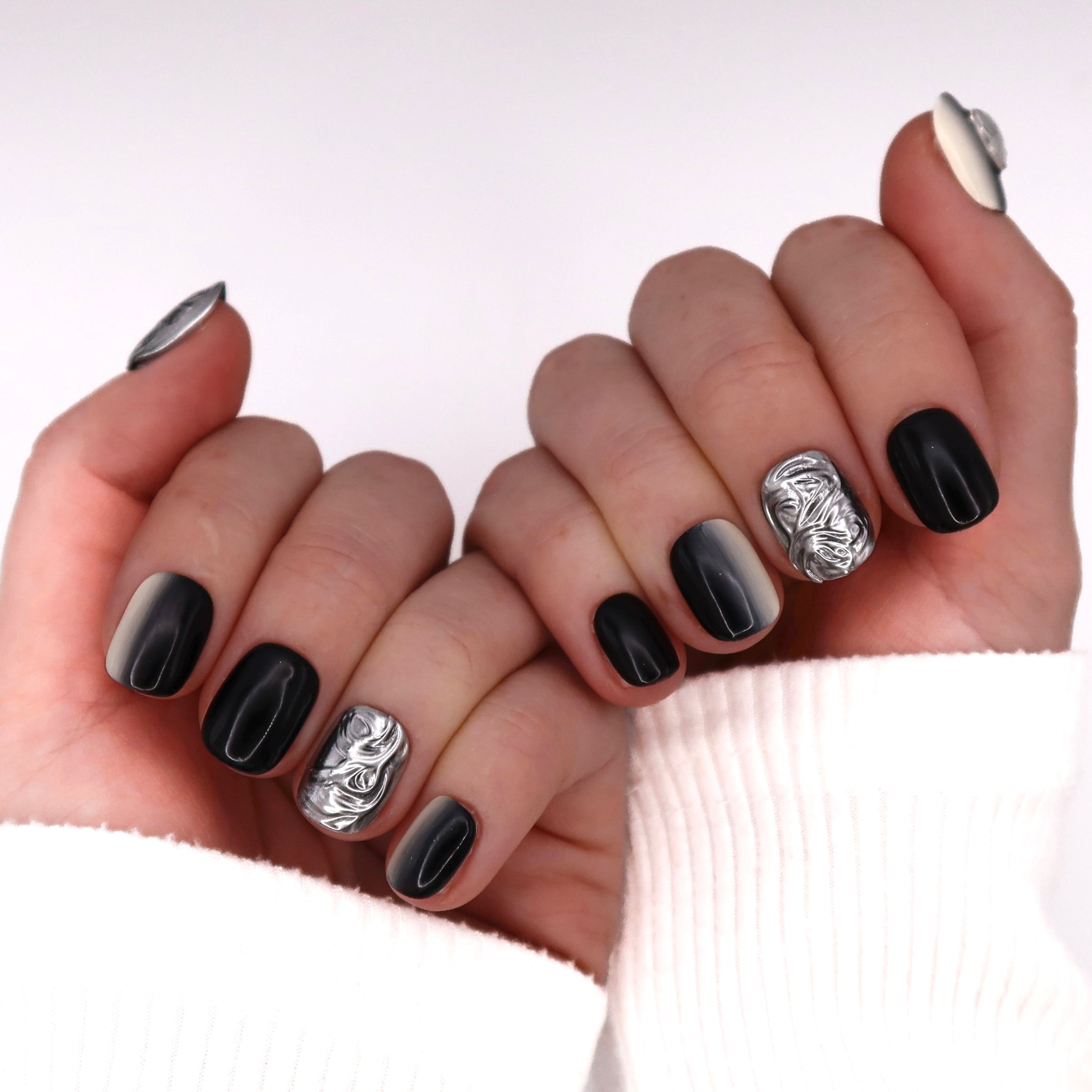 Onyx Allure | Handmade Press On Nails
