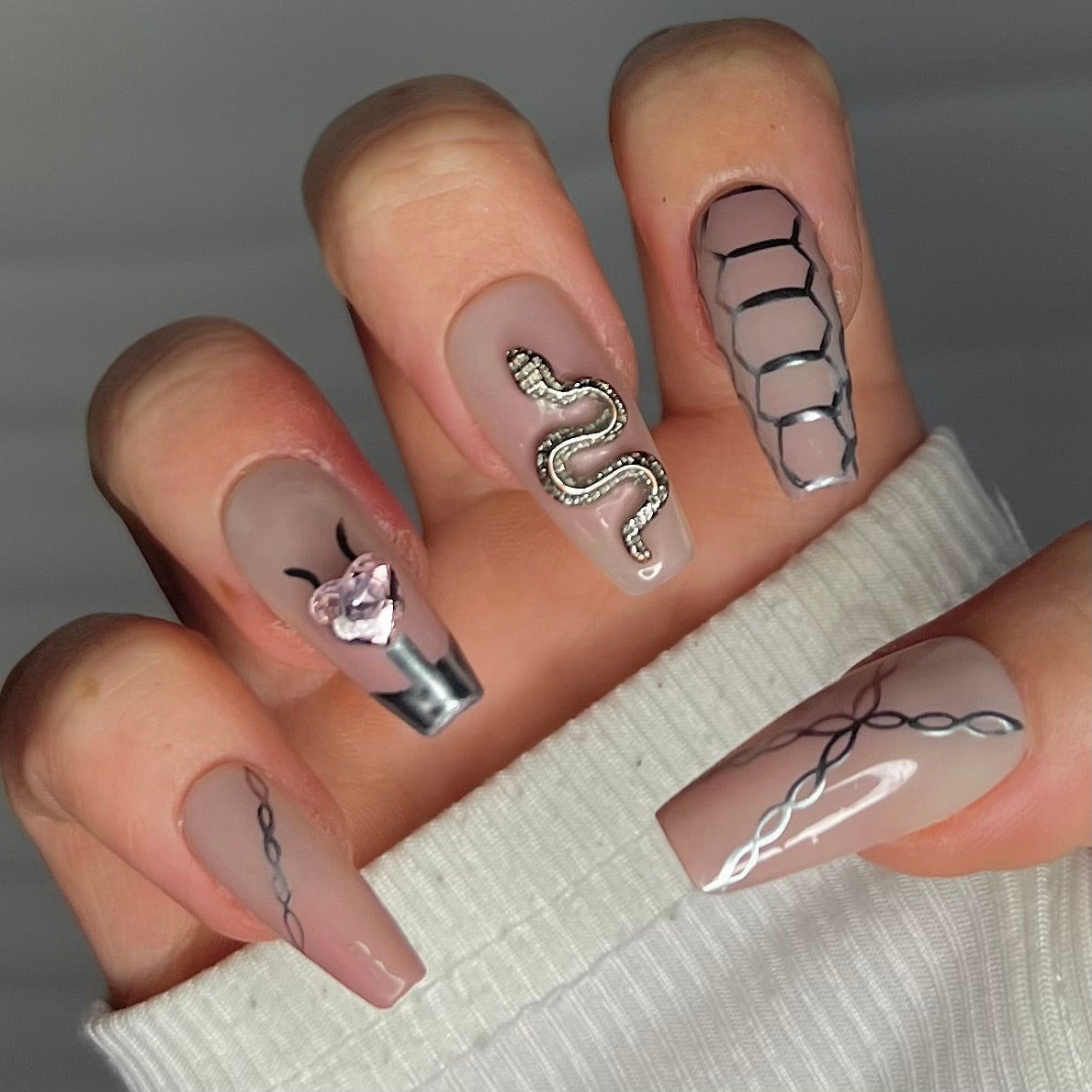 Dark Diva | Handmade Press On Nails