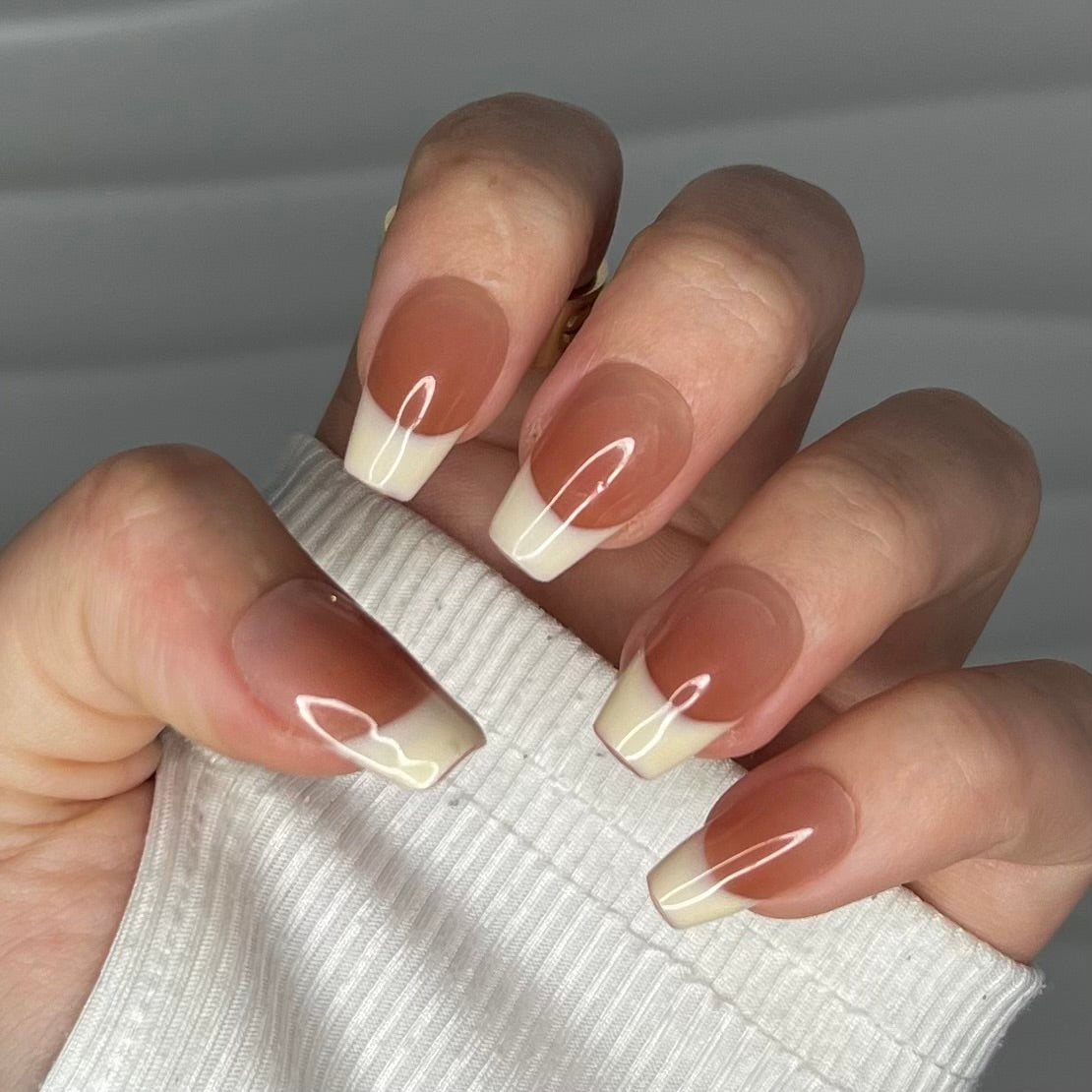 Parisian Pearl Tips | Handmade Press On Nails